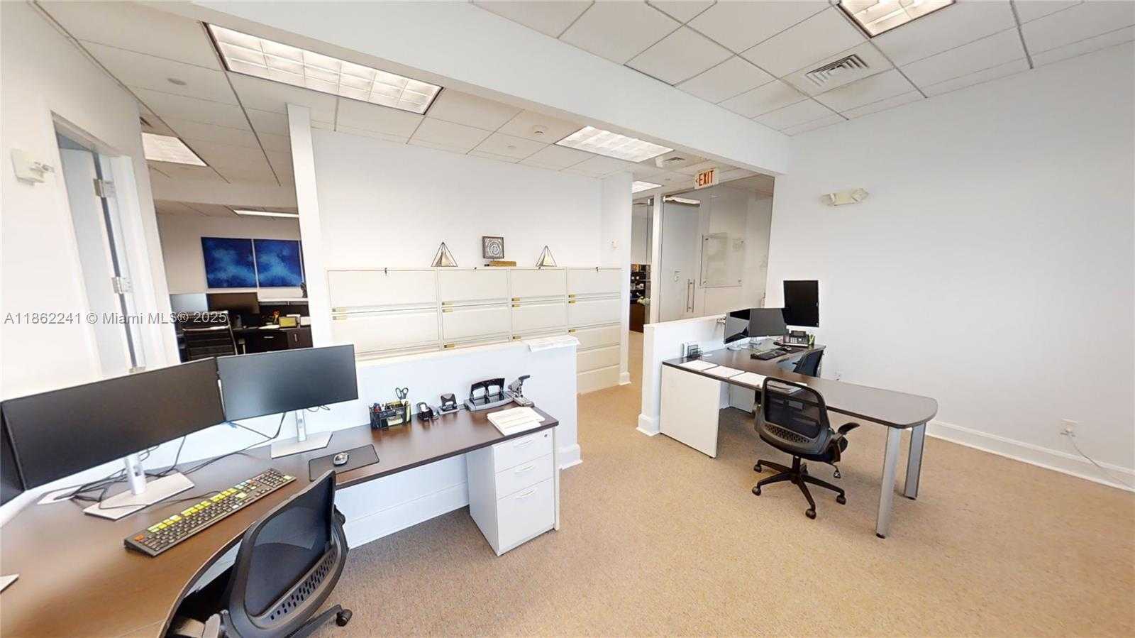 Small Image of 175 SE 7th St, Miami, FL 33131, USA Number 15