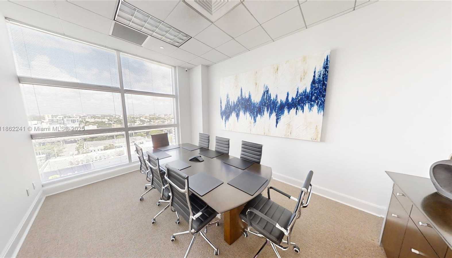 Small Image of 175 SE 7th St, Miami, FL 33131, USA Number 19