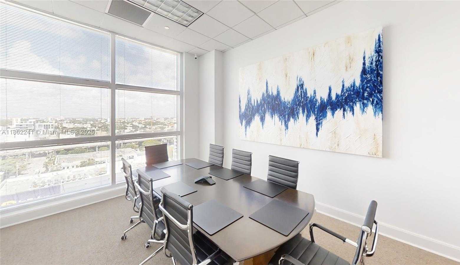 Small Image of 175 SE 7th St, Miami, FL 33131, USA Number 20