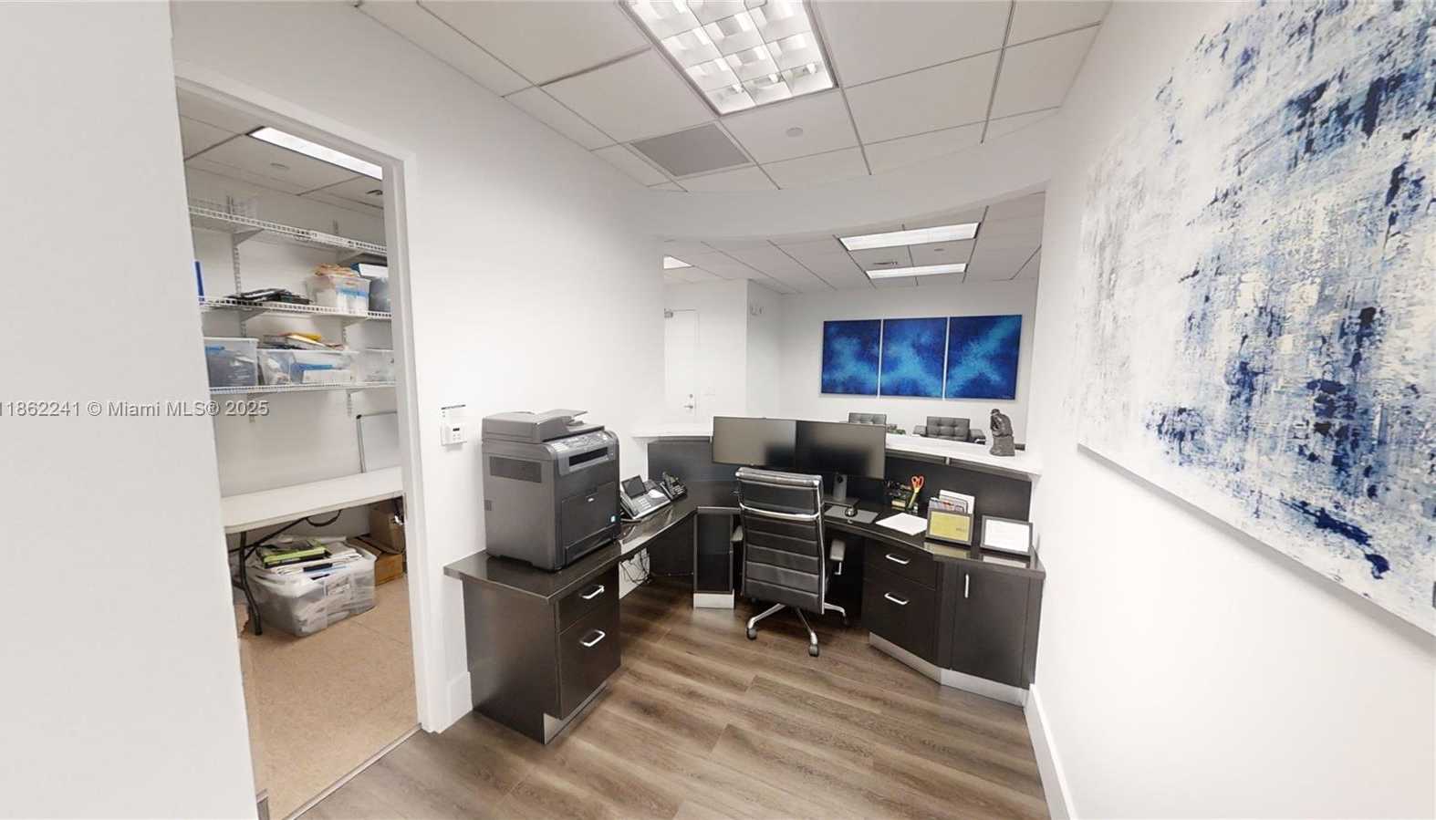 Small Image of 175 SE 7th St, Miami, FL 33131, USA Number 22