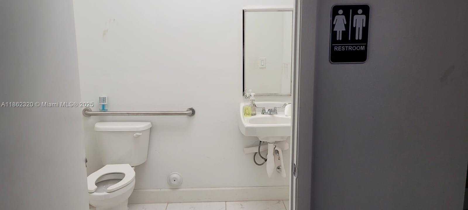Small Image of 14900 SOUTH WEST 136TH ST #103, Miami Number 15