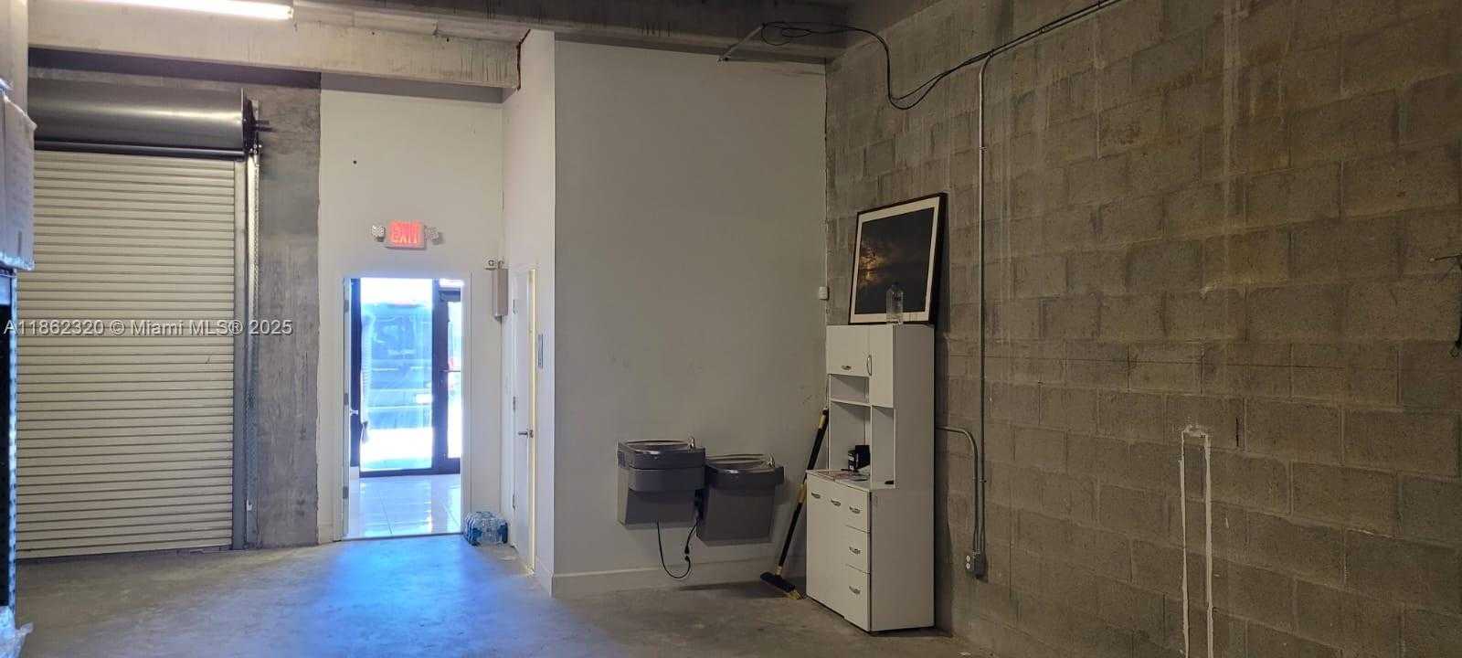 Small Image of 14900 SOUTH WEST 136TH ST #103, Miami Number 5
