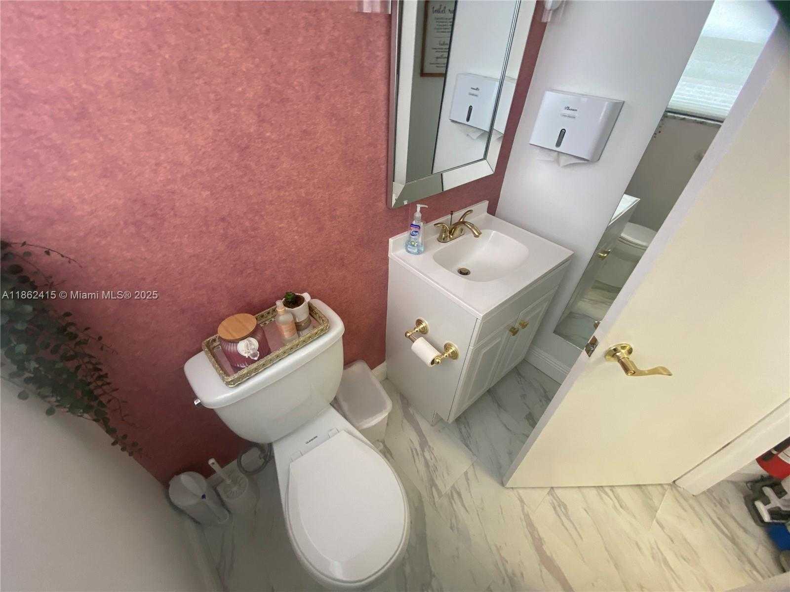 Small Image of Coral Gables Number 8