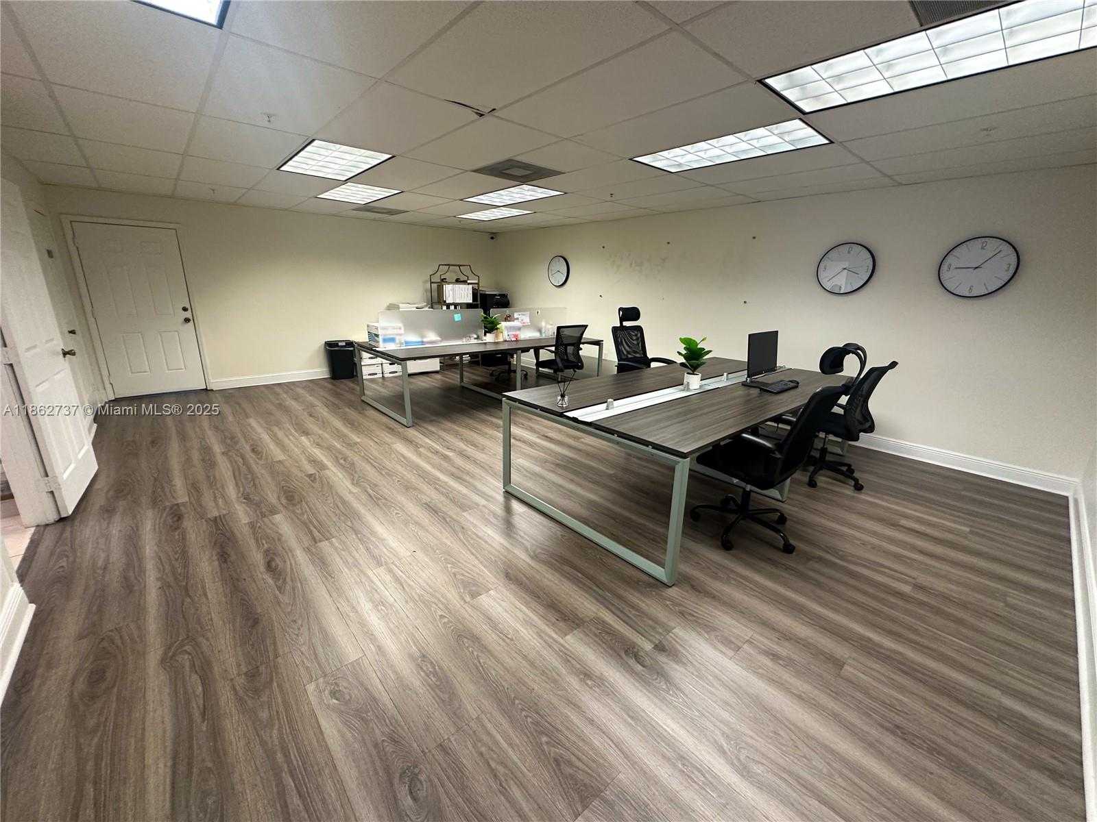 Small Image of Miami Lakes Number 6
