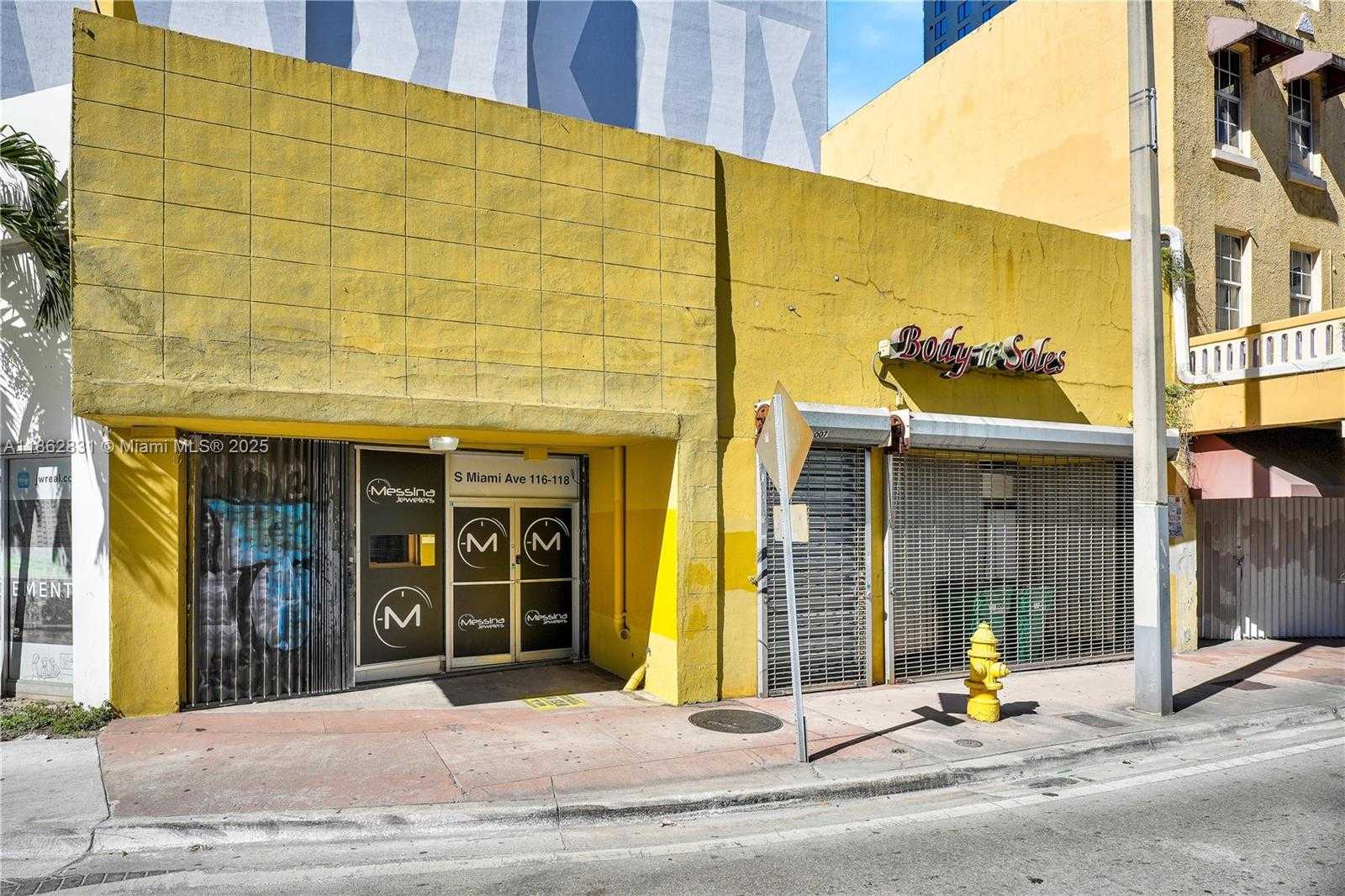Small Image of 116 SOUTH MIAMI AVE, Miami Number 16