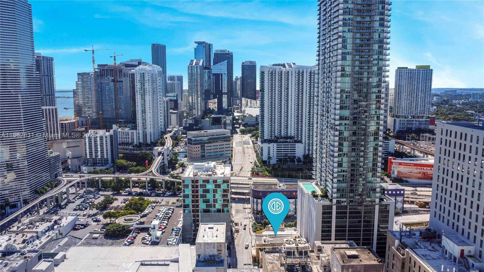 Small Image of 116 SOUTH MIAMI AVE, Miami Number 8