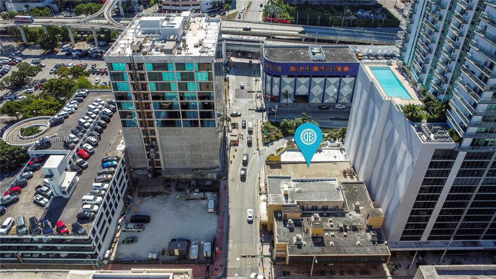 Small Image of 116 SOUTH MIAMI AVE, Miami Number 9