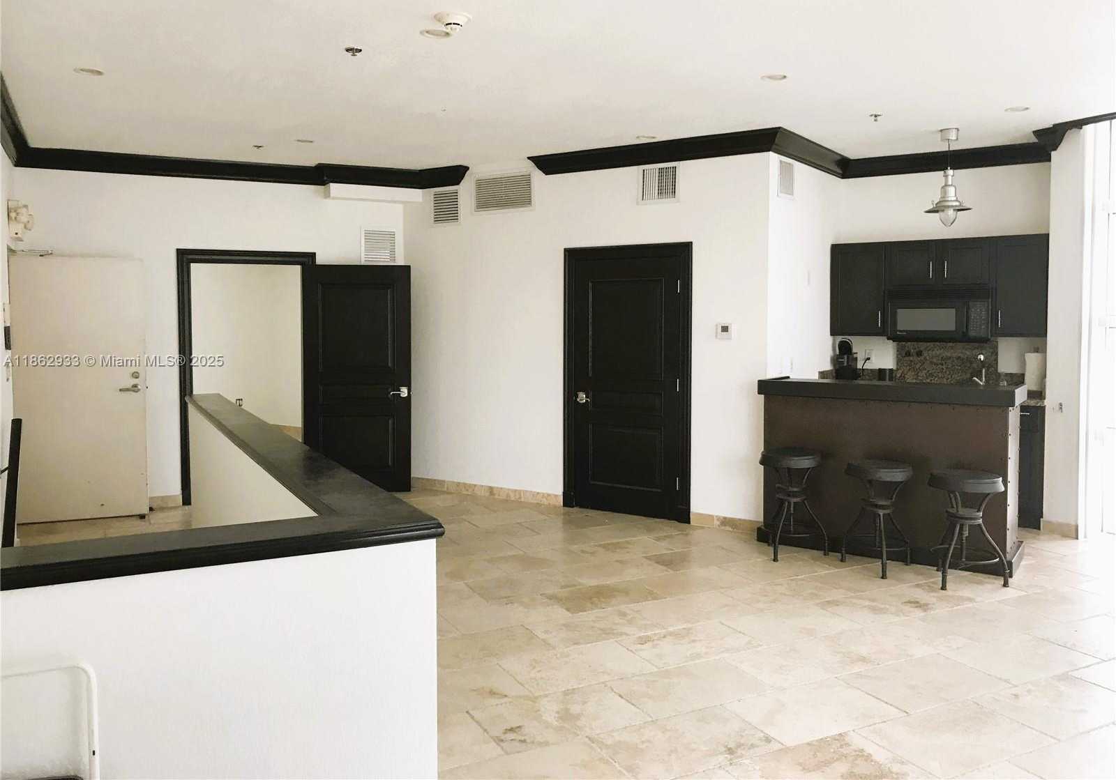 Small Image of 1701 SUNSET HARBOUR DR #201, Miami Beach Number 23