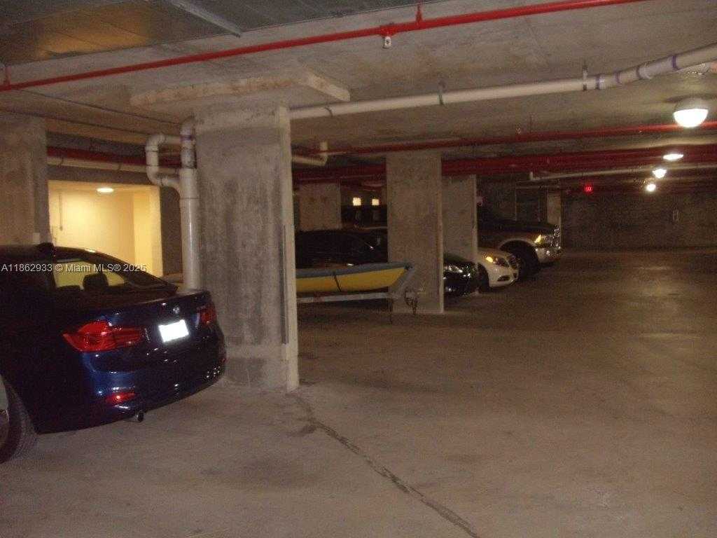 Small Image of 1701 SUNSET HARBOUR DR #201, Miami Beach Number 34