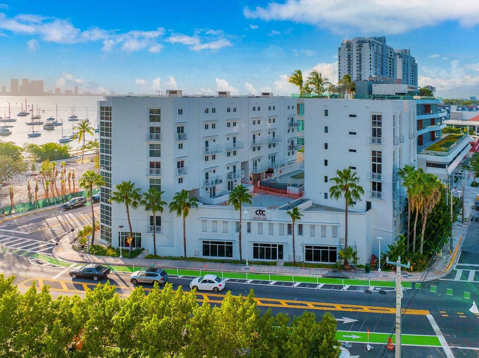Small Image of 1701 SUNSET HARBOUR DR #201, Miami Beach Number 5