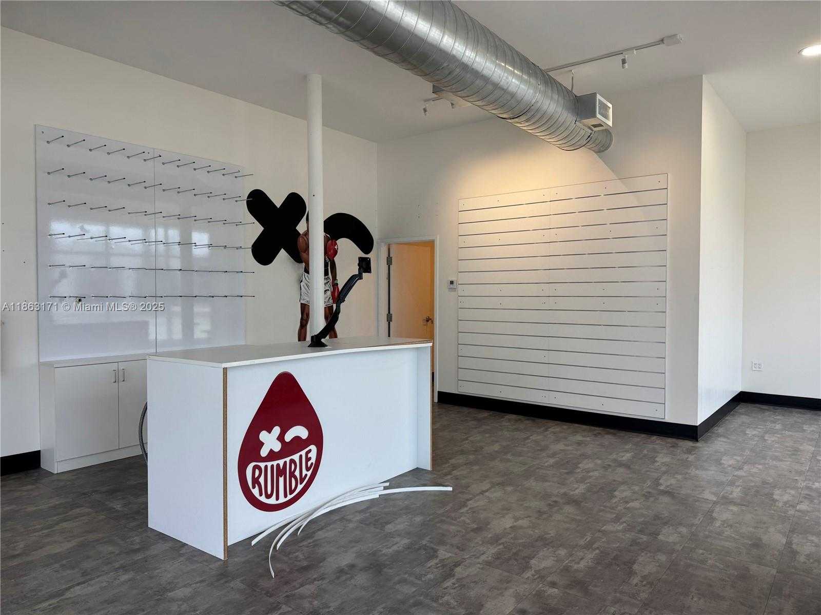 Small Image of 2341 HOLLYWOOD BLVD, Hollywood Number 4