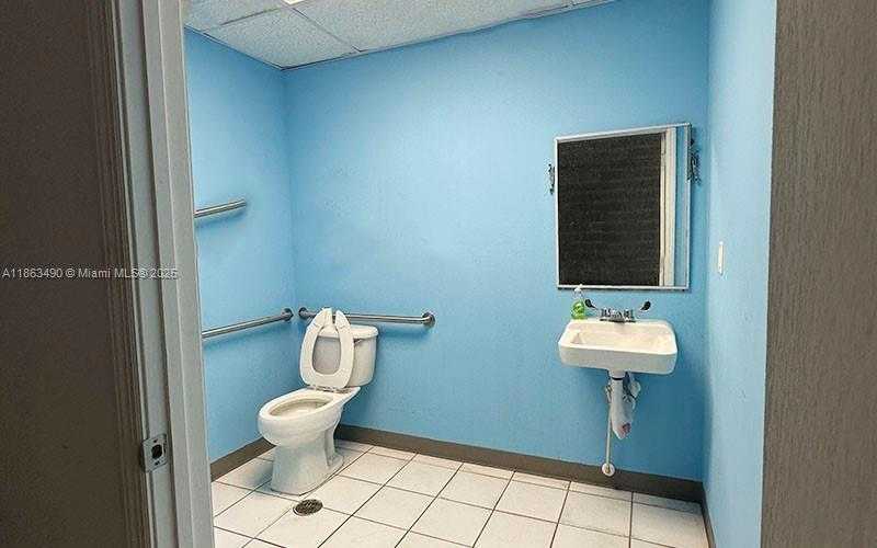 Small Image of 2365 NORTH WEST 70TH AVE #17, Miami Number 9