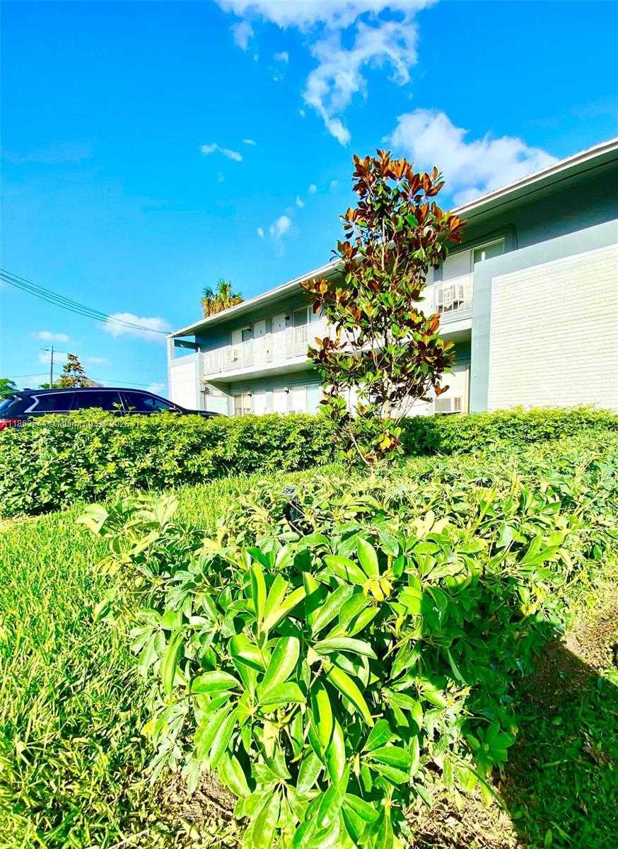 Small Image of 37280 OKEECHOBEE AVE #32, Canal Point Number 7