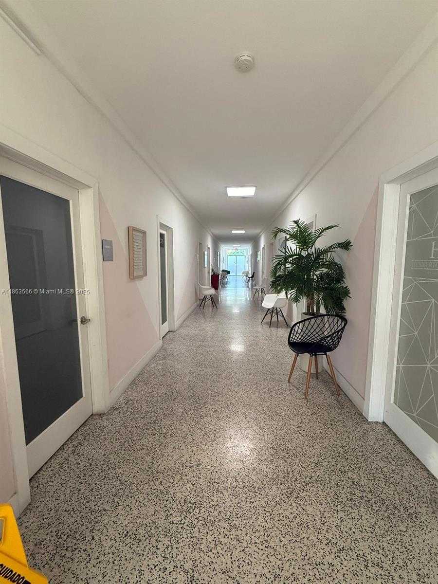 Small Image of 1450 SOUTH WEST 22ND ST #9, Miami Number 3