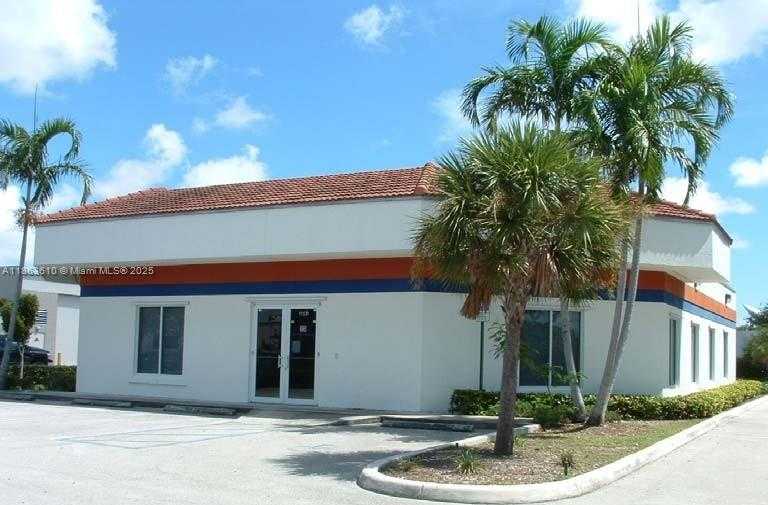 Small Image of 1150 SOUTH WEST 30TH AVE, Pompano Beach Number 4