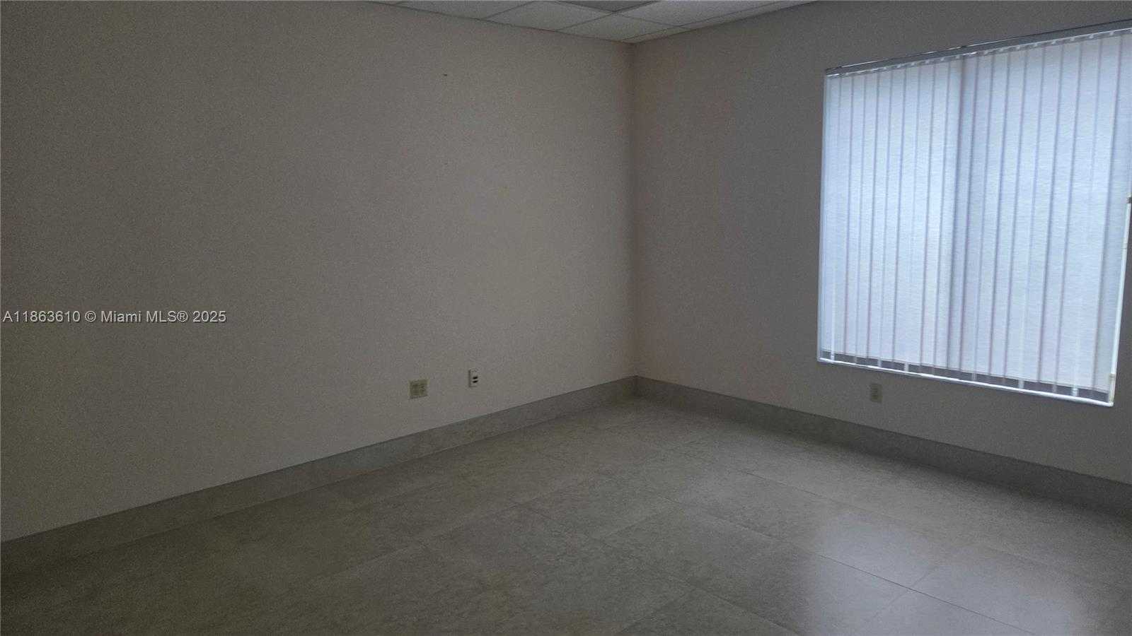 Small Image of 1150 SOUTH WEST 30TH AVE, Pompano Beach Number 7