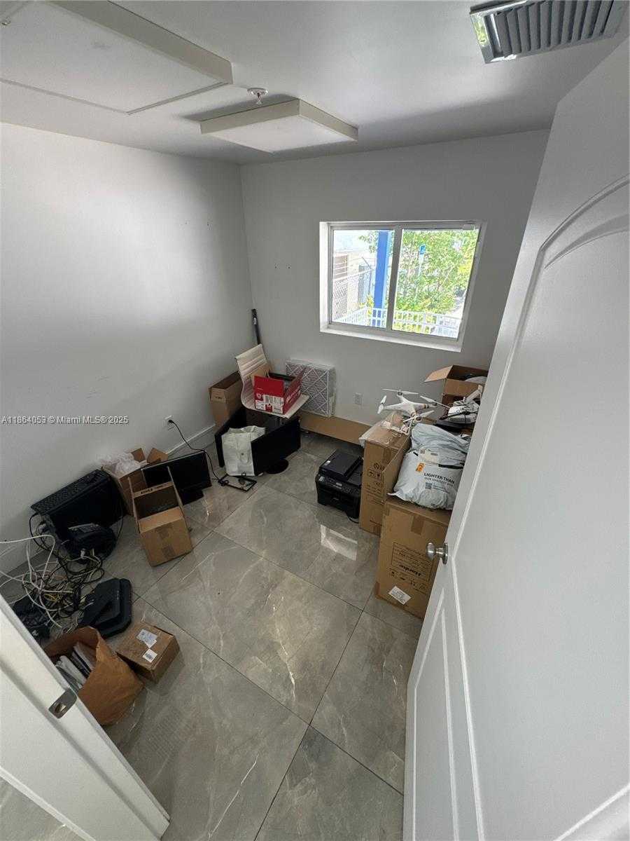 Small Image of 10859 NORTH WEST 21ST ST, Sweetwater Number 7