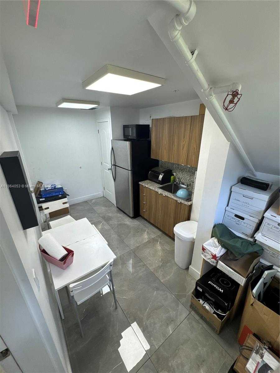 Small Image of 10859 NORTH WEST 21ST ST, Sweetwater Number 9
