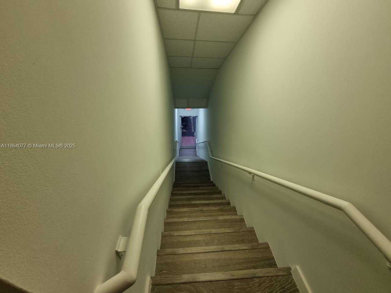 Small Image of 2441 NORTH WEST 93RD AVE #106 