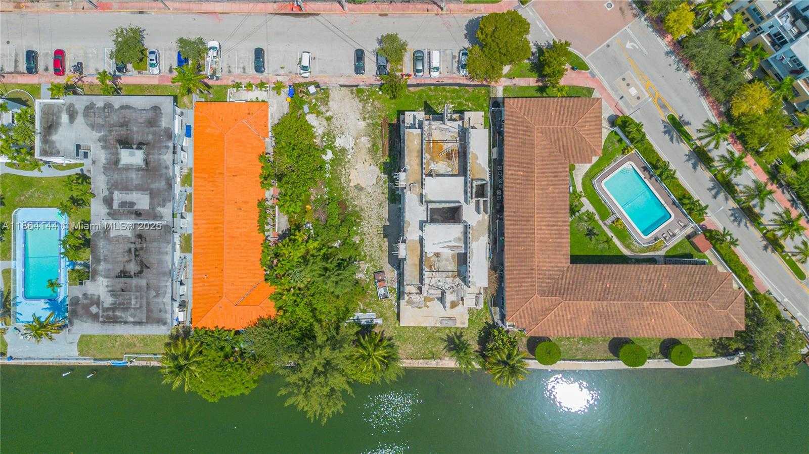 Small Image of 10 SOUTH SHORE DR, Miami Beach Number 10