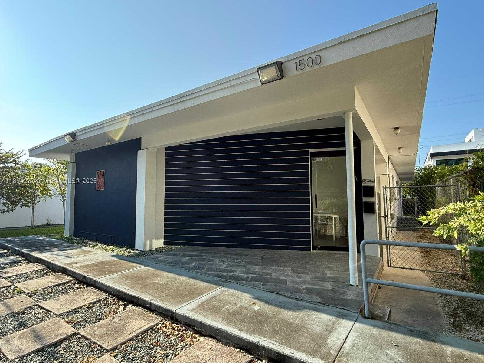 Small Image of 1500 SOUTH WEST 22ND ST, Miami Number 3