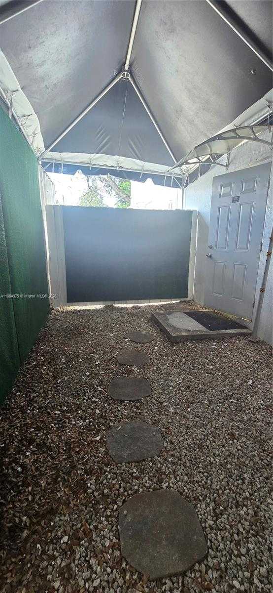 Small Image of 6260 JOHNSON ST, Hollywood Number 20