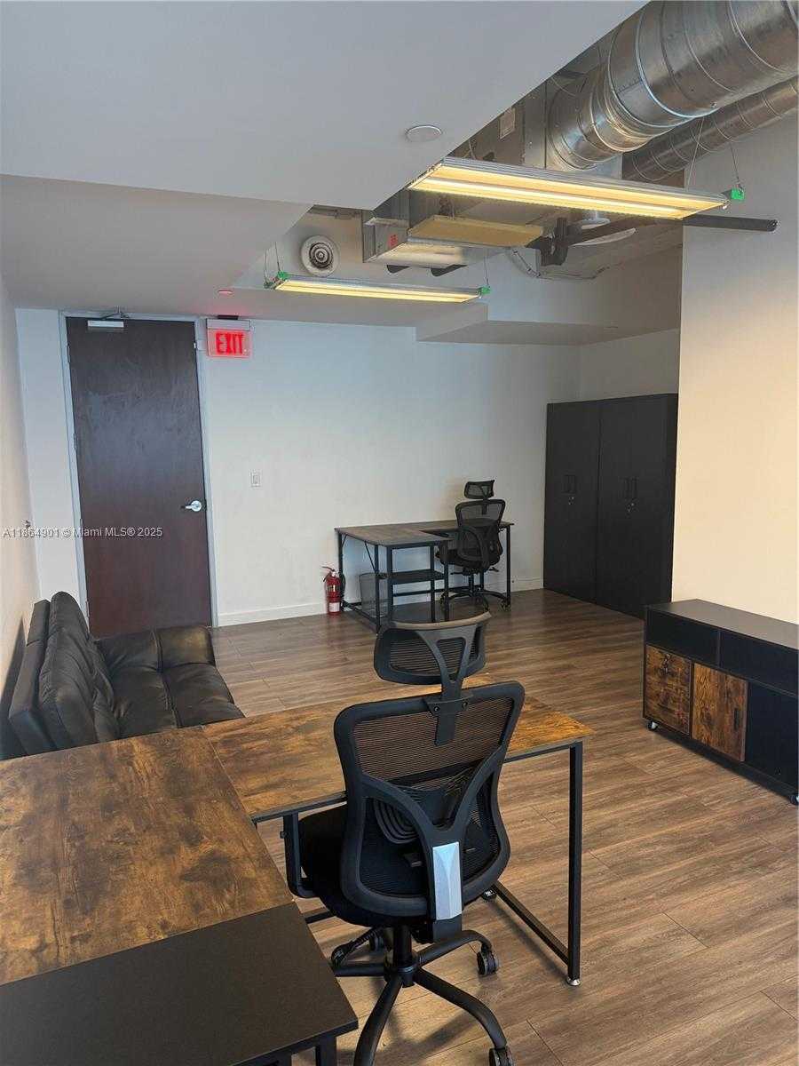 Small Image of 14 NORTH EAST 1ST AVE #1100R, Miami Number 4