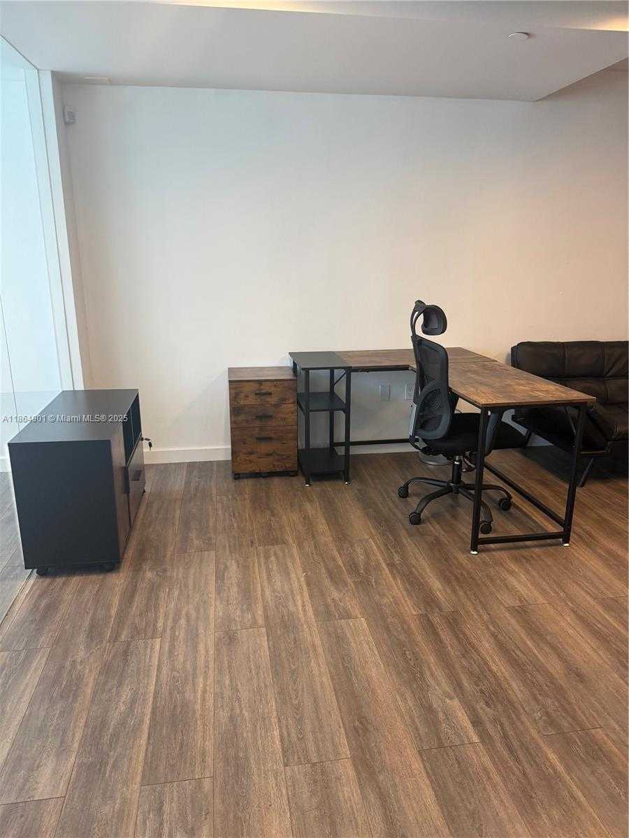 Small Image of 14 NORTH EAST 1ST AVE #1100R, Miami Number 9