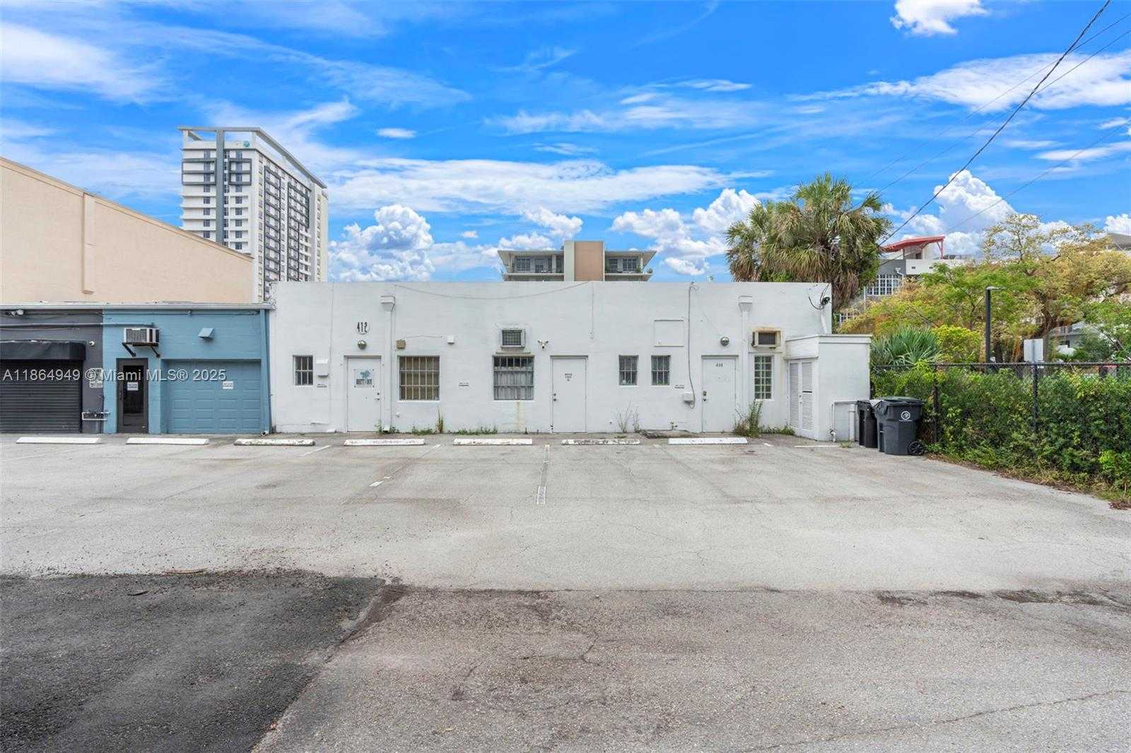 Small Image of 412 NORTH ANDREWS AVE, Fort Lauderdale Number 7