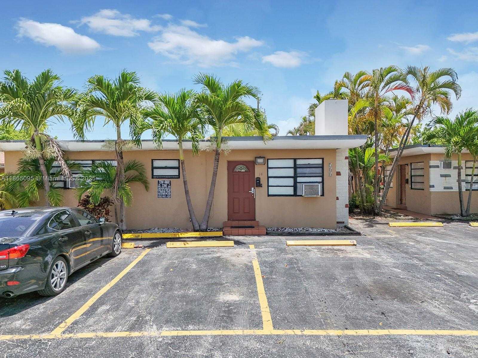 Small Image of 700 NORTH EAST 6TH ST, Hallandale Beach Number 7
