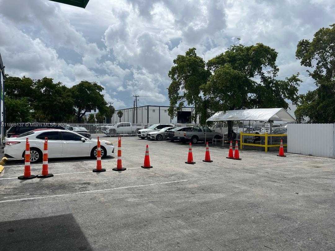 Small Image of 4365 NORTH WEST 128TH ST, Opa-Locka Number 9