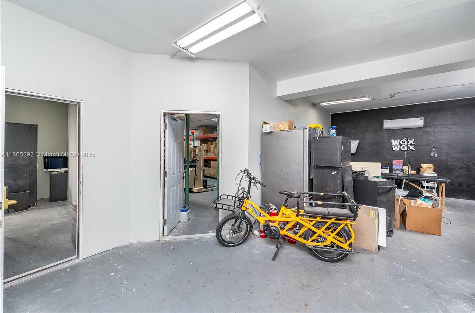 Small Image of 7025 NORTH WEST 7TH AVE, Miami Number 14