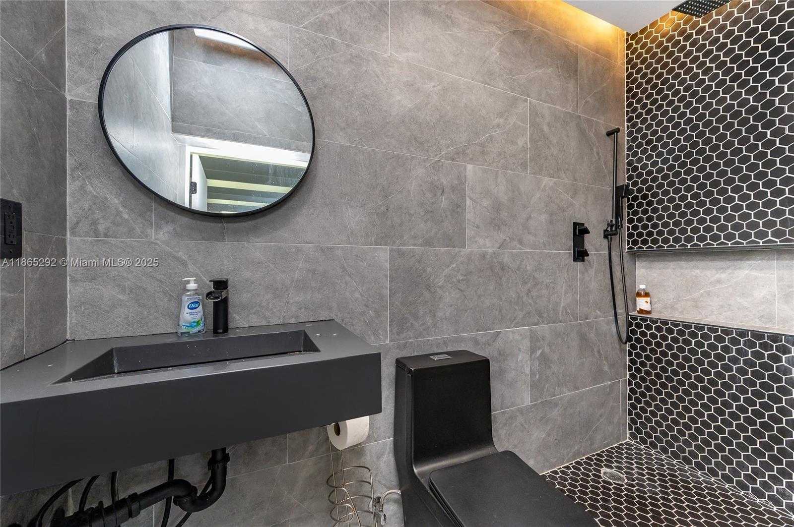 Small Image of 7025 NORTH WEST 7TH AVE, Miami Number 18