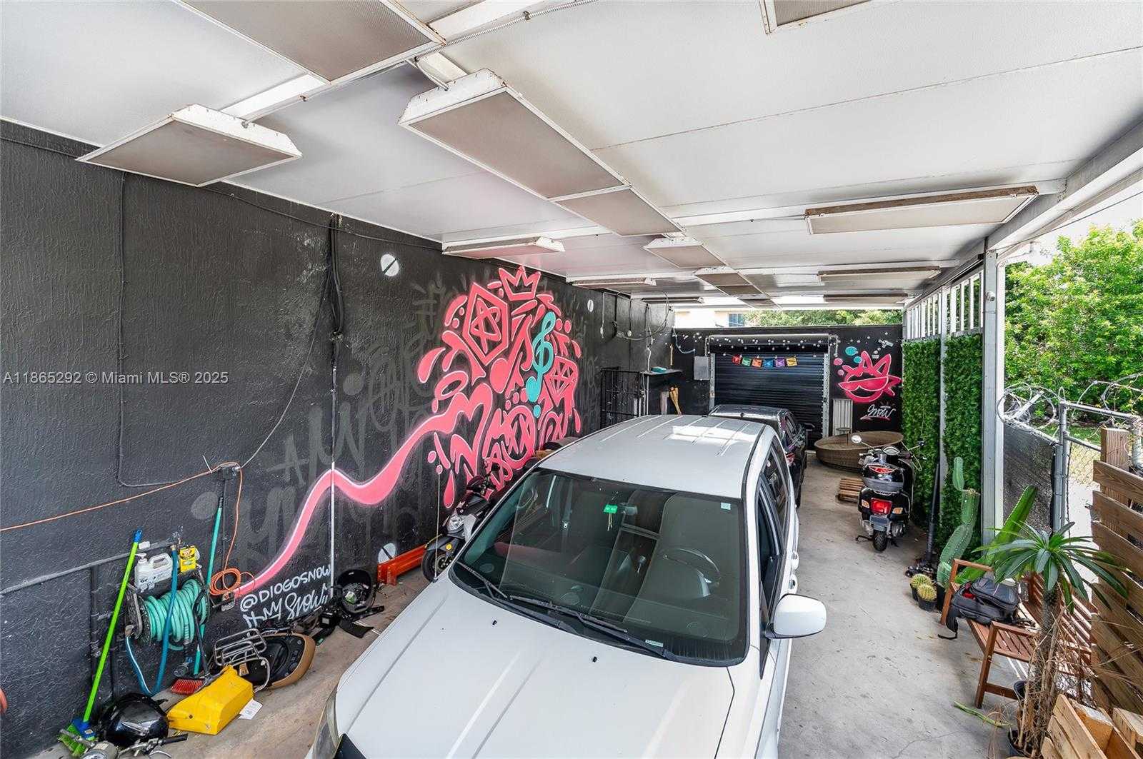Small Image of 7025 NORTH WEST 7TH AVE, Miami Number 20