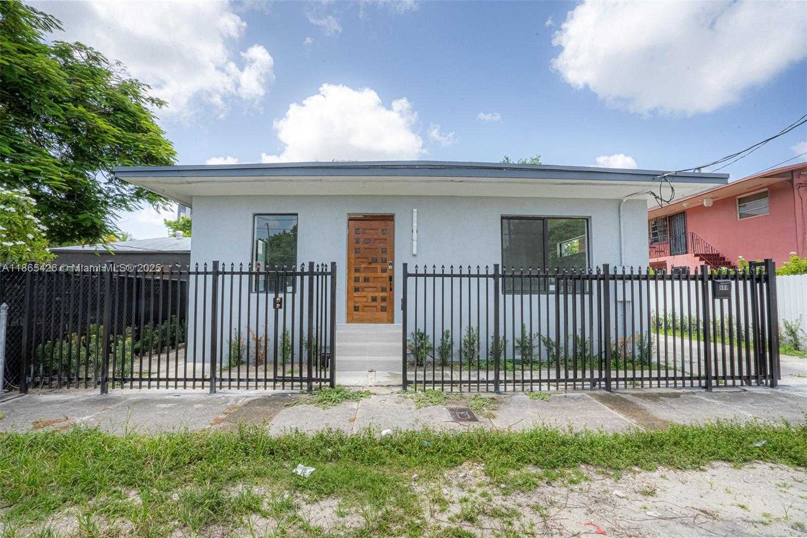 Small Image of 666 NORTH WEST 28TH ST, Miami Number 9