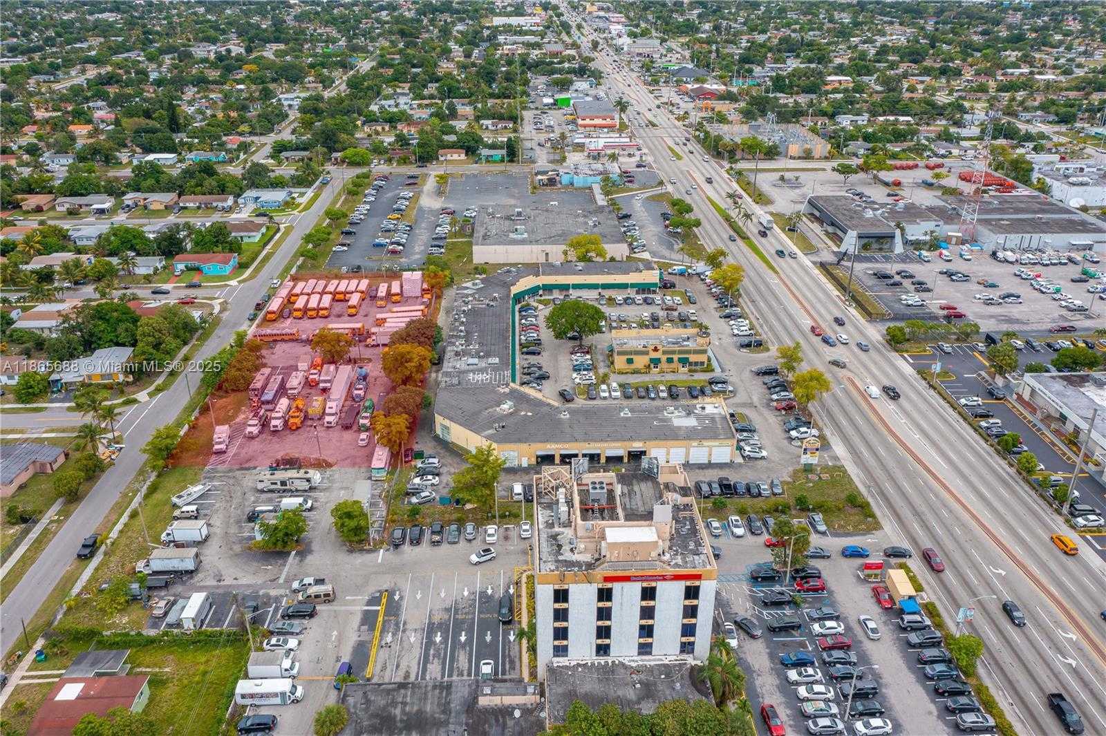 Small Image of 18352 NORTH WEST 2ND AVE, Miami Gardens Number 4