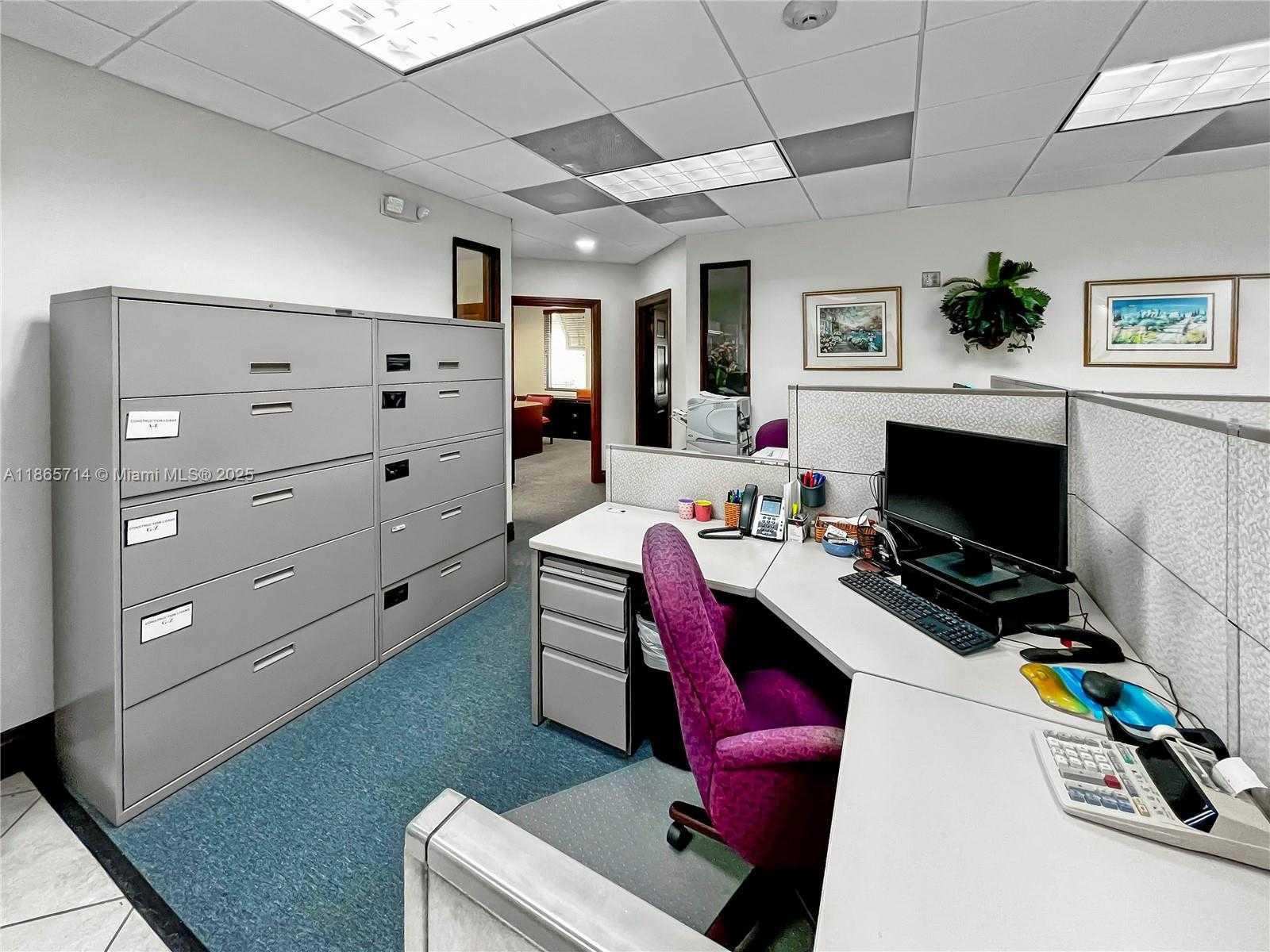 Small Image of 2751 EXECUTIVE PARK DR #104, Weston Number 10