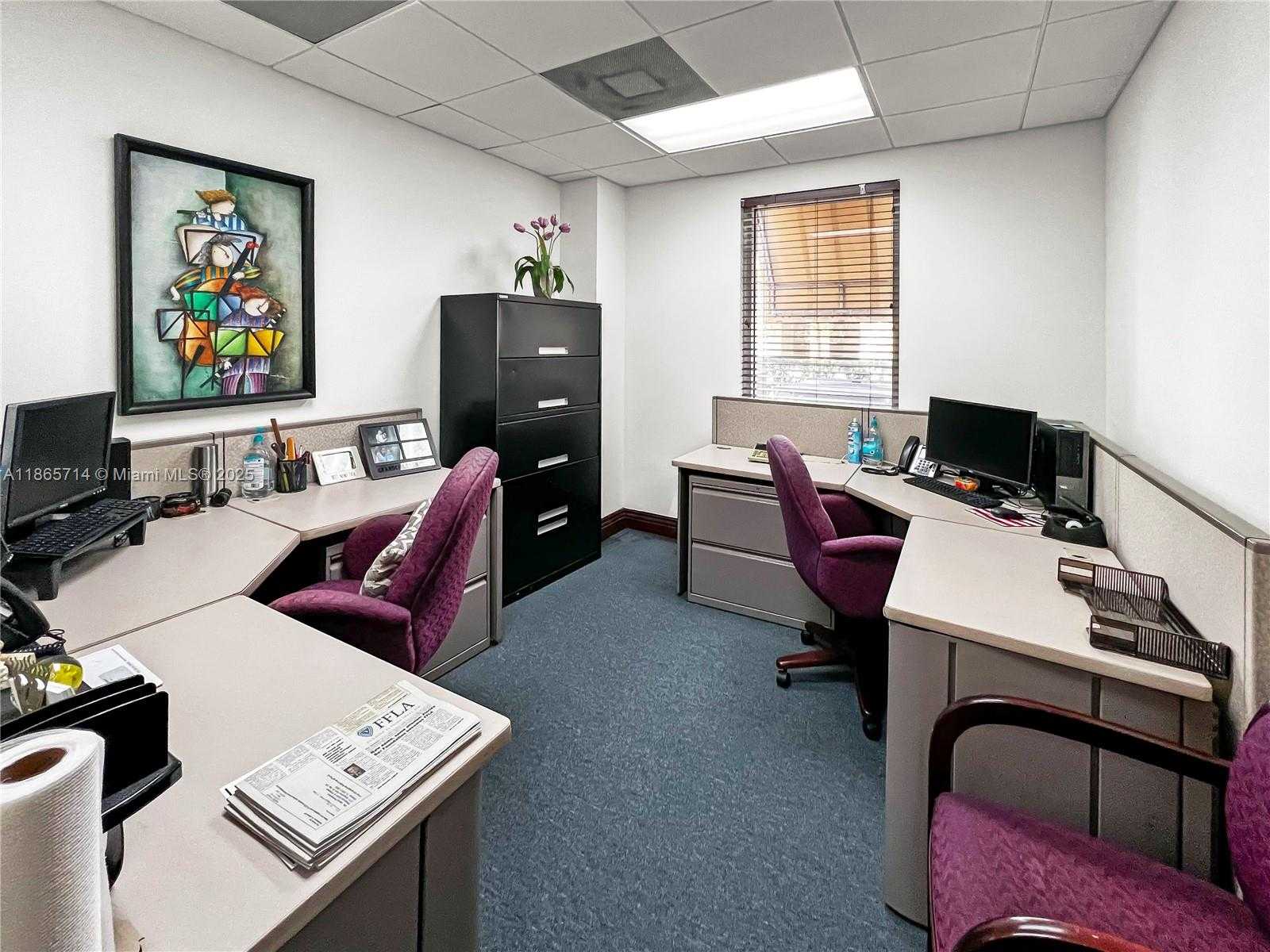 Small Image of 2751 EXECUTIVE PARK DR #104, Weston Number 12