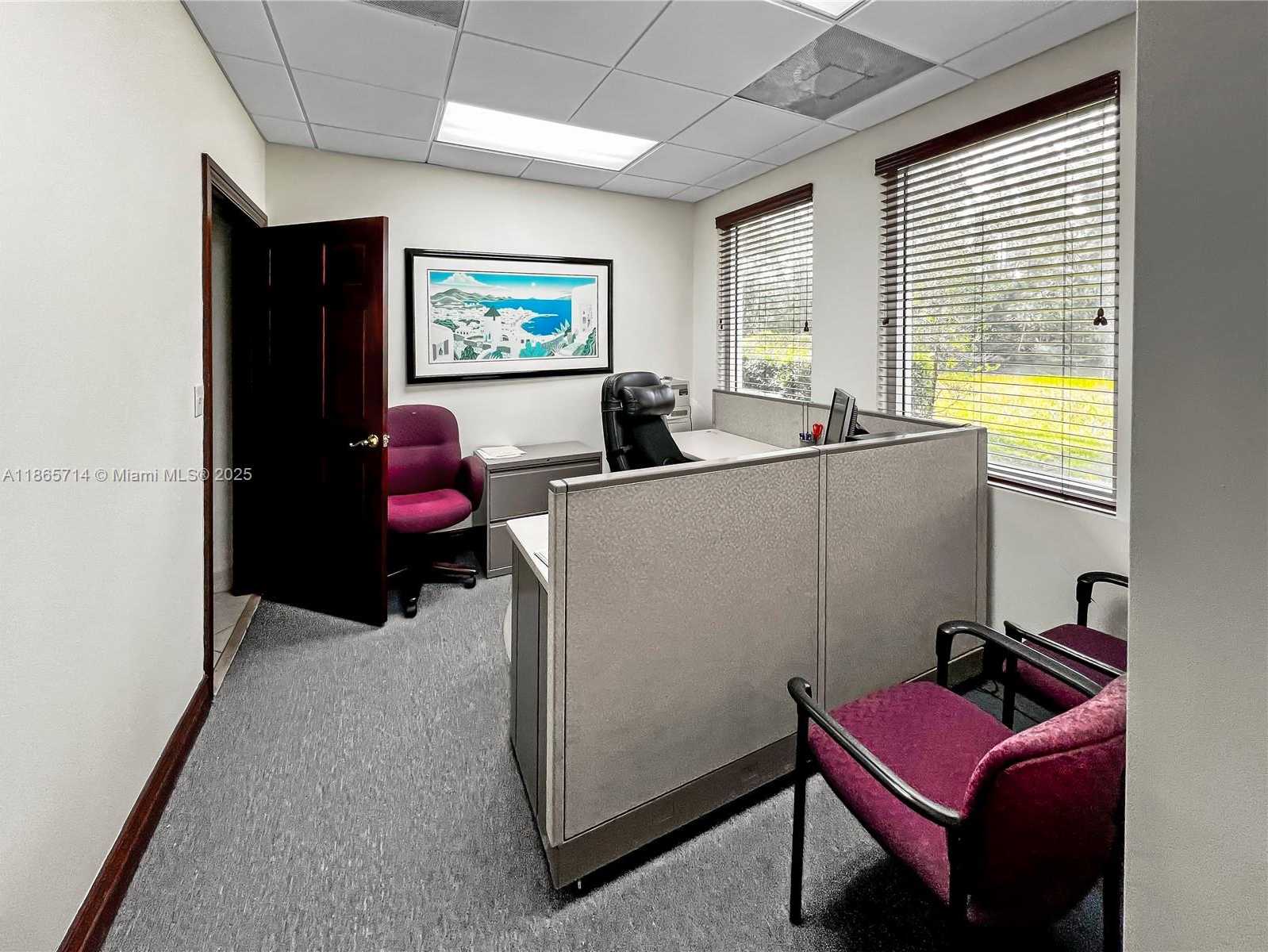 Small Image of 2751 EXECUTIVE PARK DR #104, Weston Number 14
