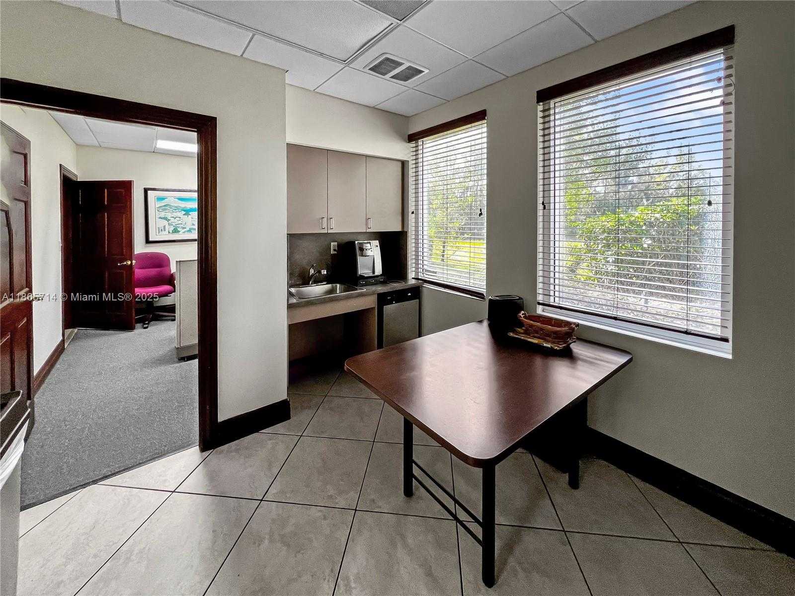 Small Image of 2751 EXECUTIVE PARK DR #104, Weston Number 16