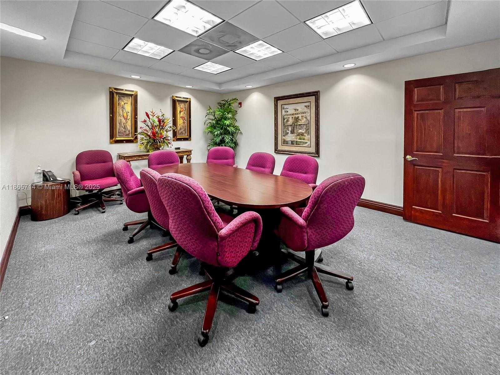 Small Image of 2751 EXECUTIVE PARK DR #104, Weston Number 6