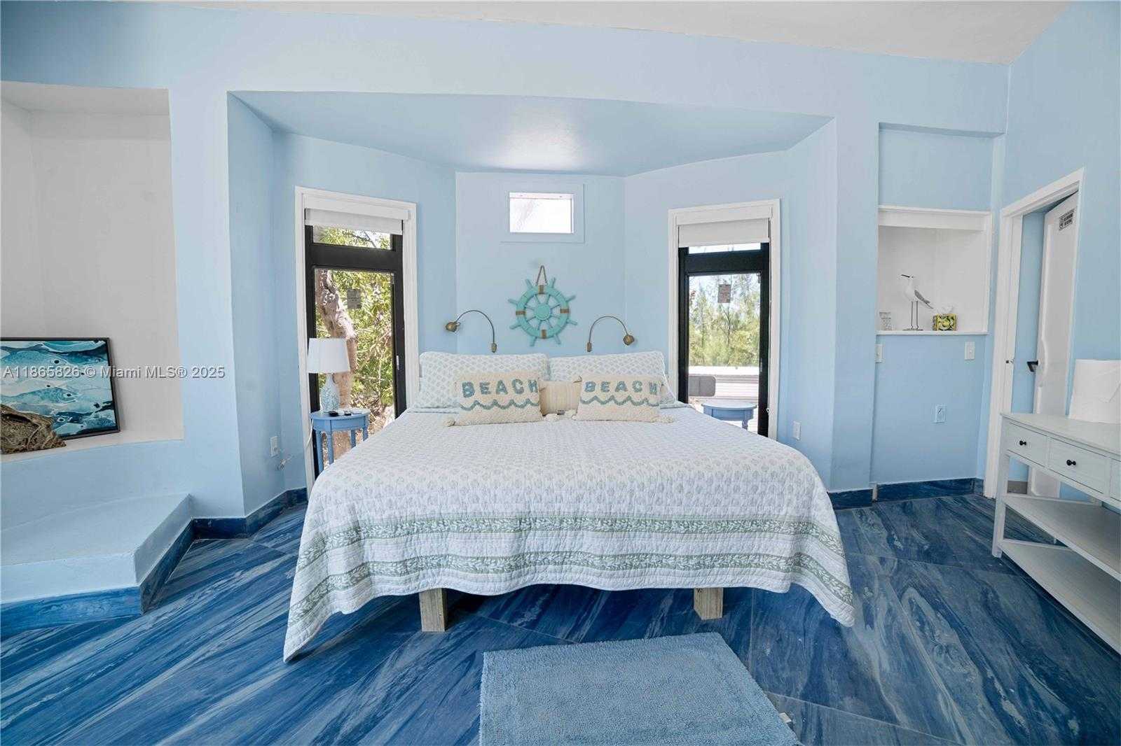 Small Image of 1557 LONG BEACH DR, Big Pine Number 25