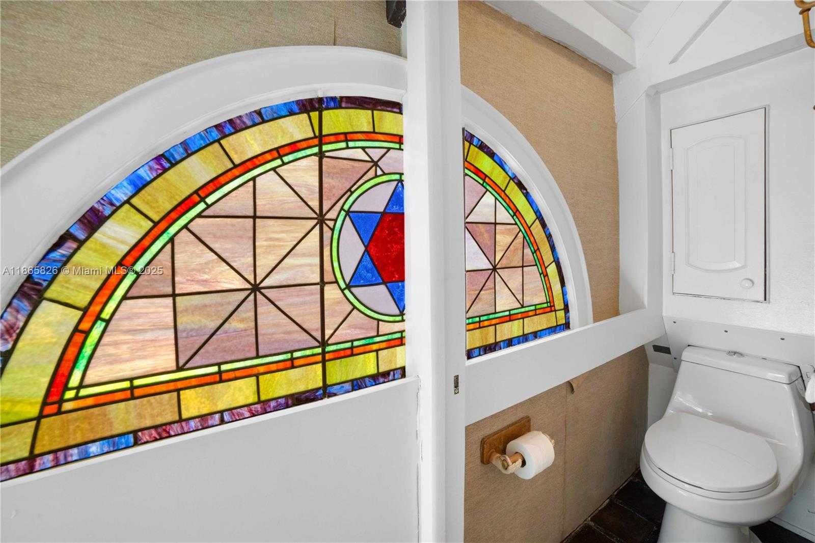 Small Image of 1557 LONG BEACH DR, Big Pine Number 43