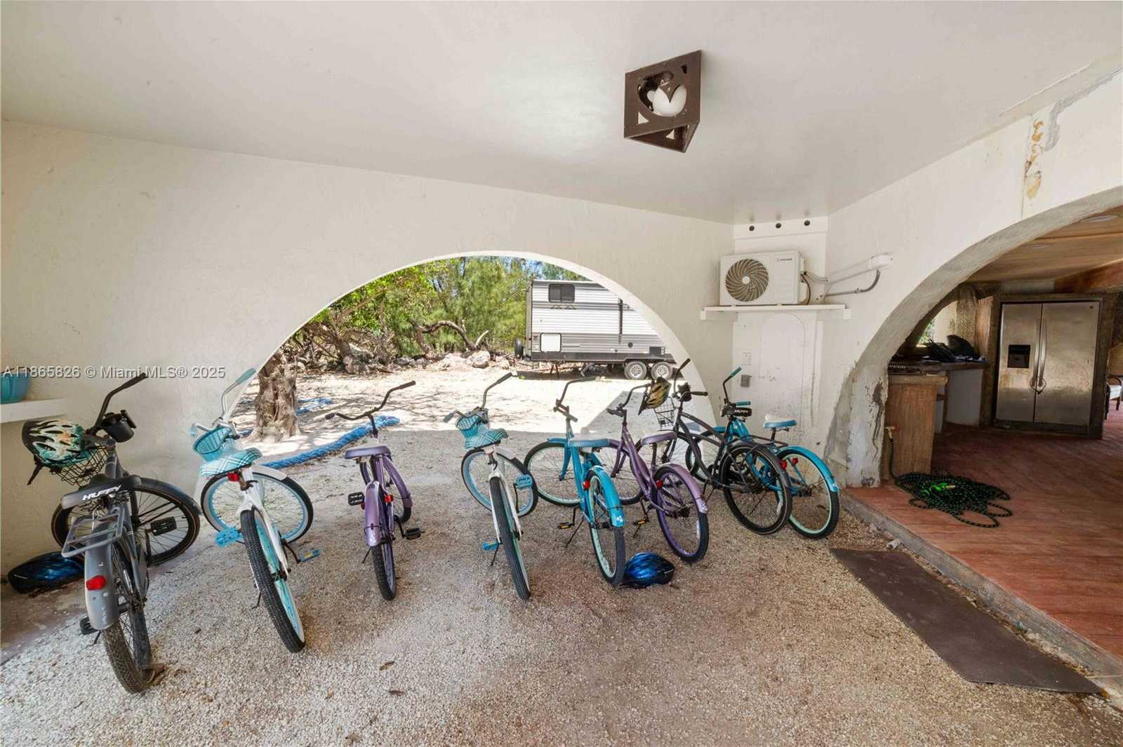 Small Image of 1557 LONG BEACH DR, Big Pine Number 54