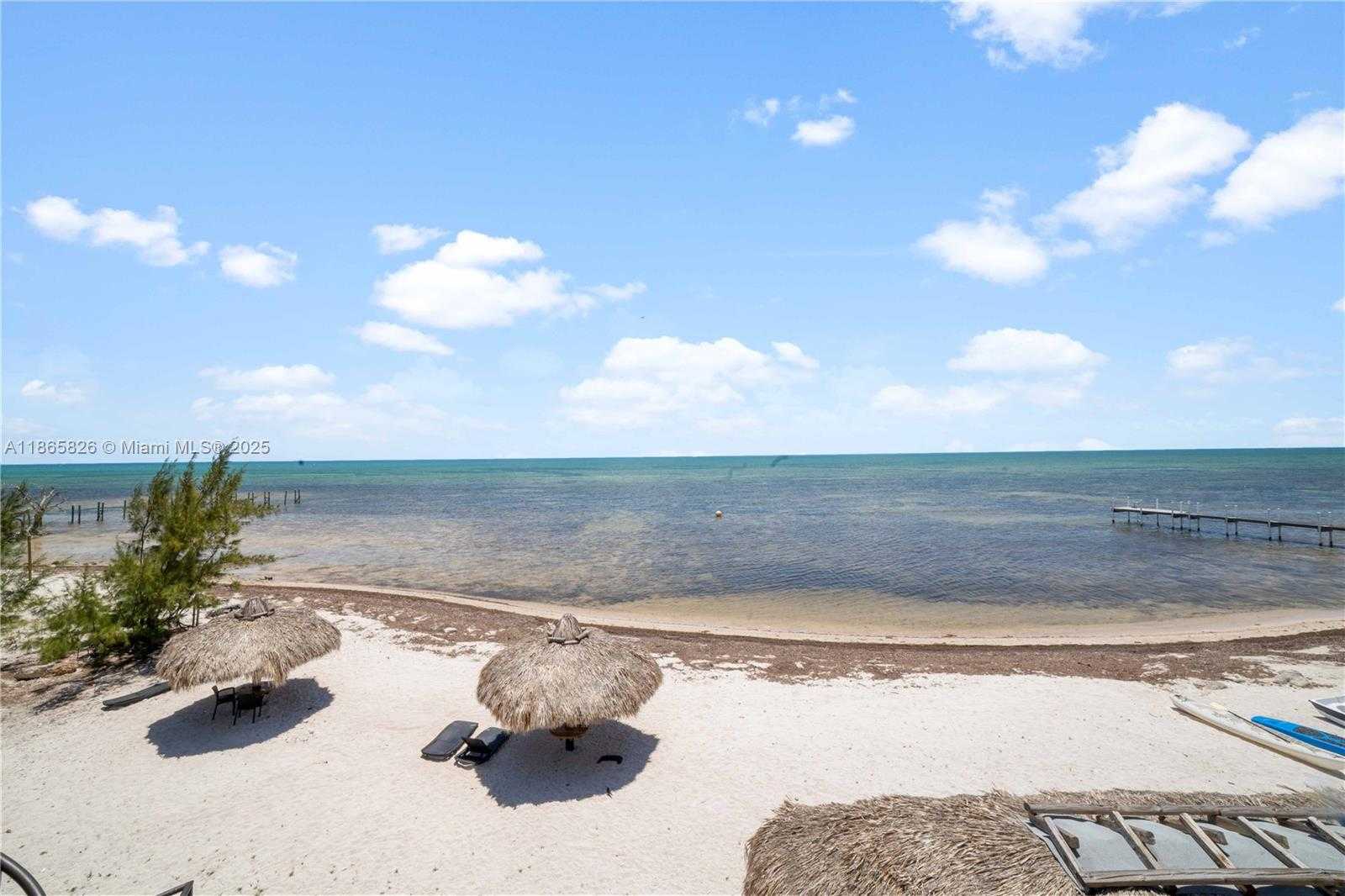 Small Image of 1557 LONG BEACH DR, Big Pine Number 63