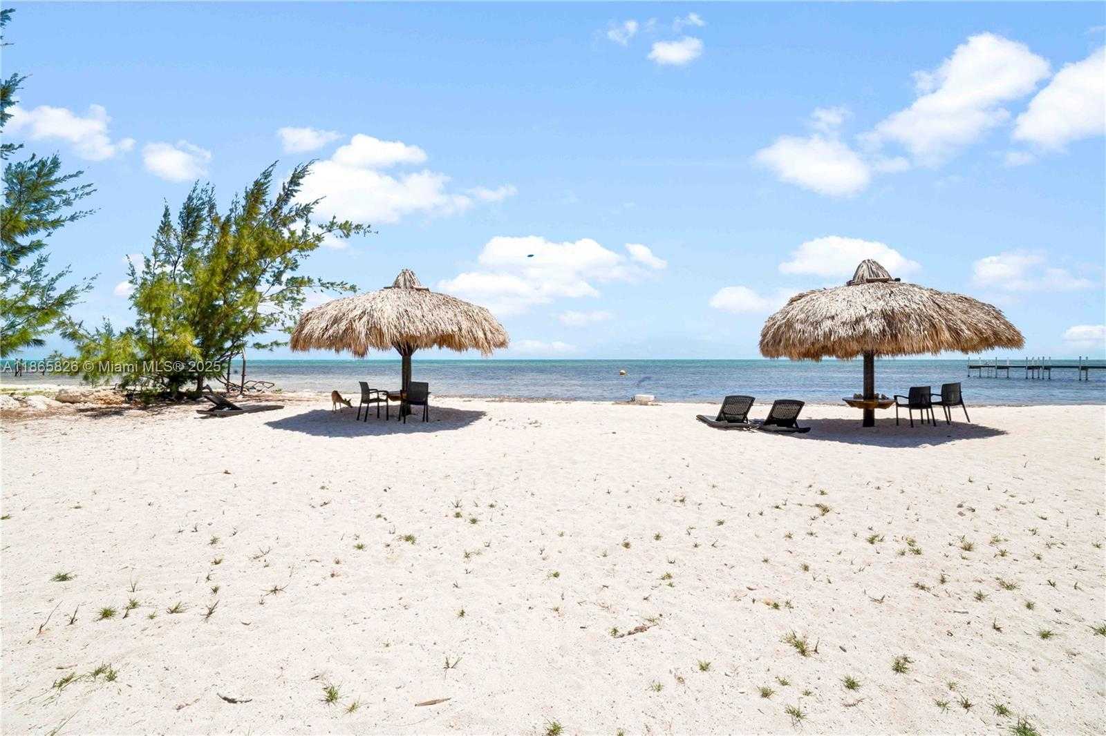 Small Image of 1557 LONG BEACH DR, Big Pine Number 65