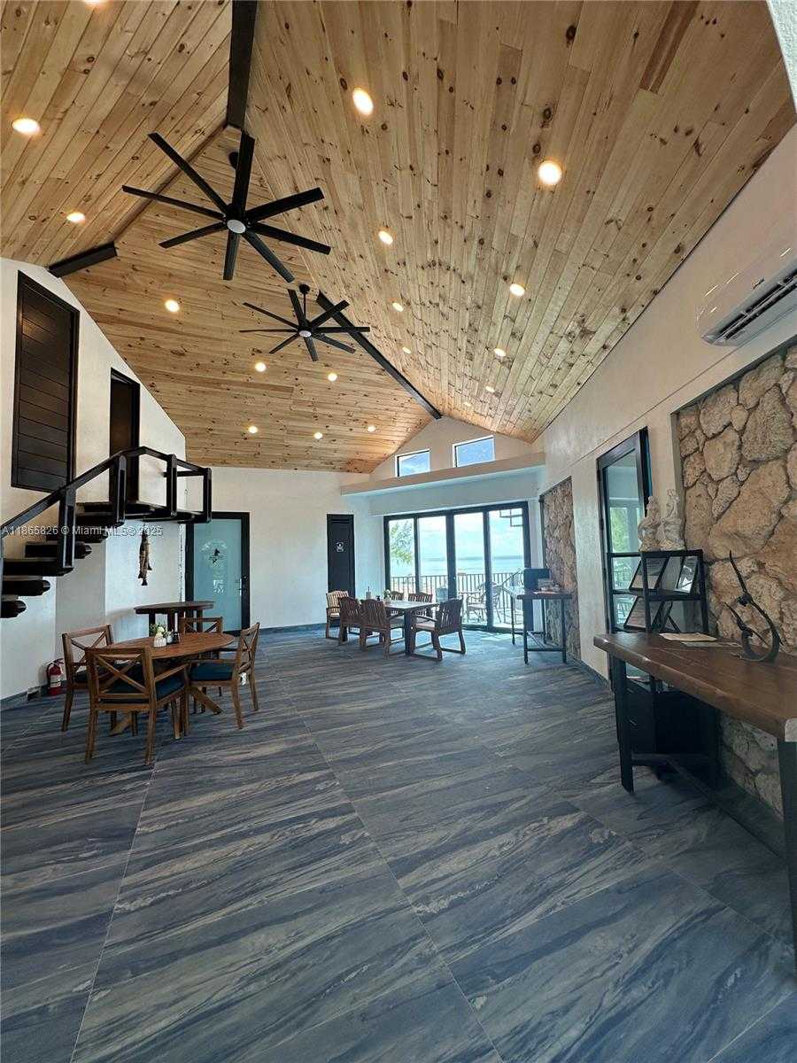 Small Image of 1557 LONG BEACH DR, Big Pine Number 7