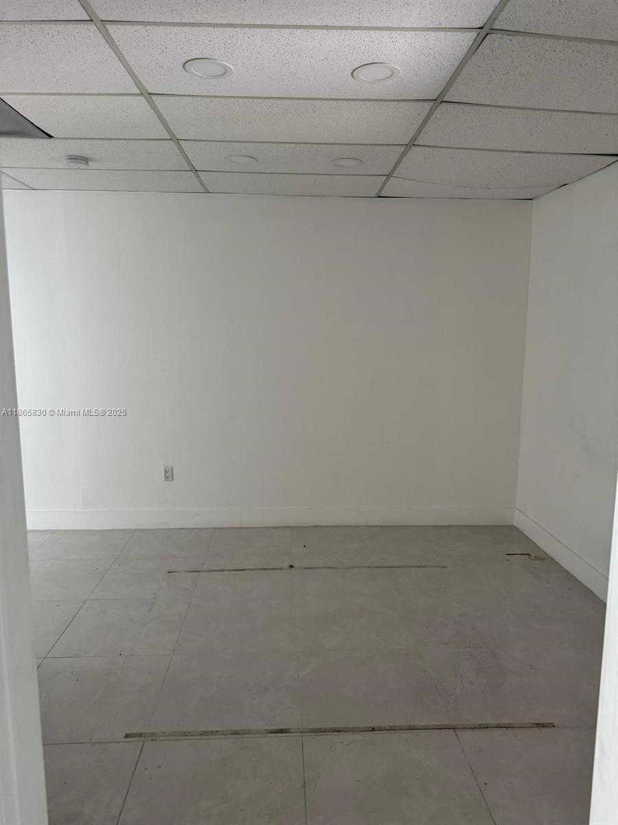 Small Image of 7311 NORTH WEST 12TH ST #3, Miami Number 4