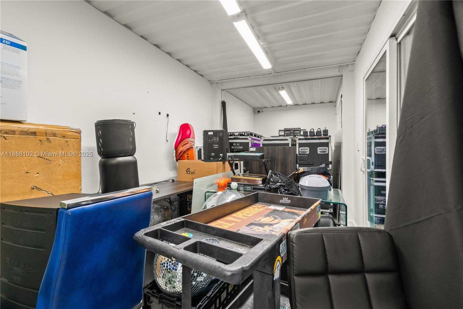 Small Image of 2048 NORTH WEST MIAMI CT, Miami Number 49