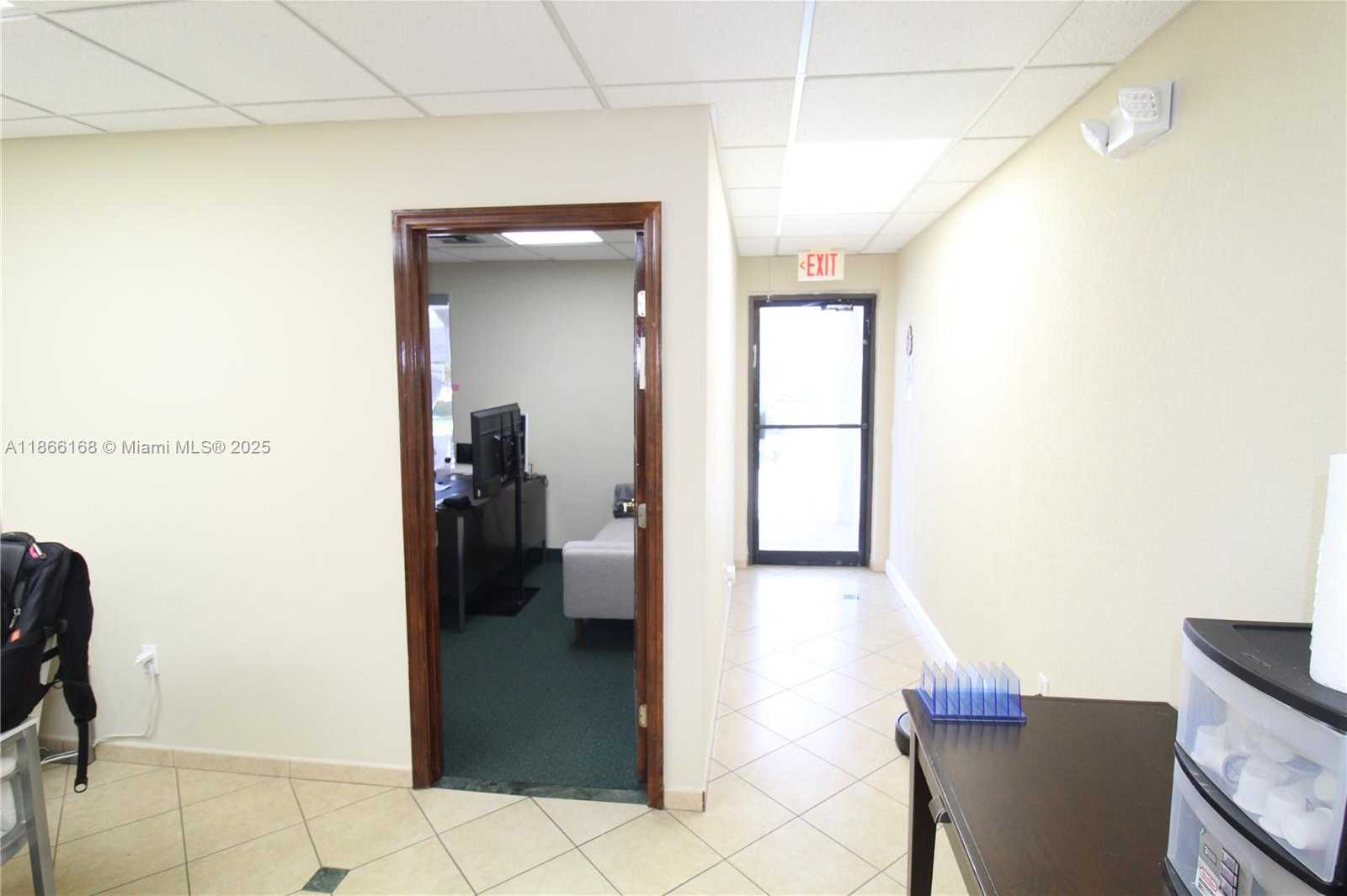 Small Image of 616 ATLANTIC SHORES BLVD #204D, Hallandale Beach Number 2